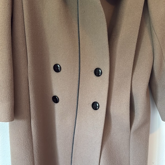 Cedarhurst Classics Wear in Good Health Taupe Tan Wool Coat - Picture 12 of 16